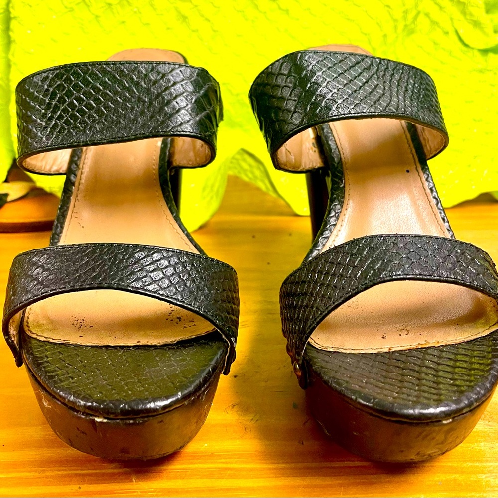 Guess Heels🔥